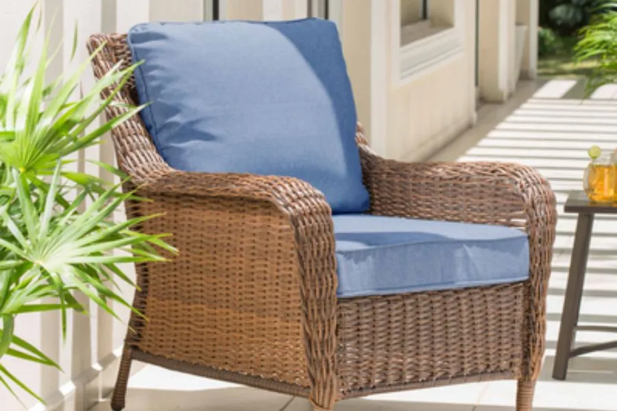 Cambridge Café Wicker Garden Armchair with Cushion Guard