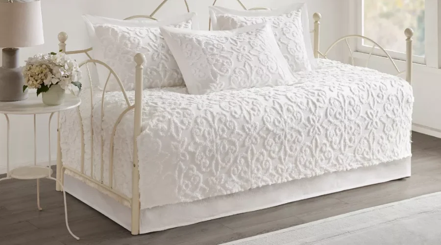 White Amber Cotton Chenille Daybed Cover Set