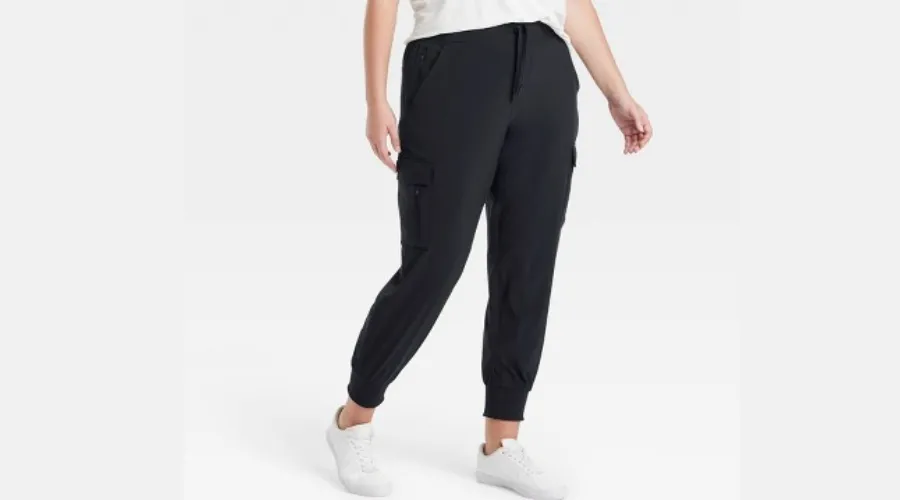Women's Stretch Woven Tapered Cargo Pants