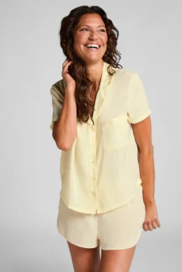 Short-Sleeved Satin Jacket – Yellow (1)