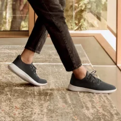 Allbirds sneakers (2)